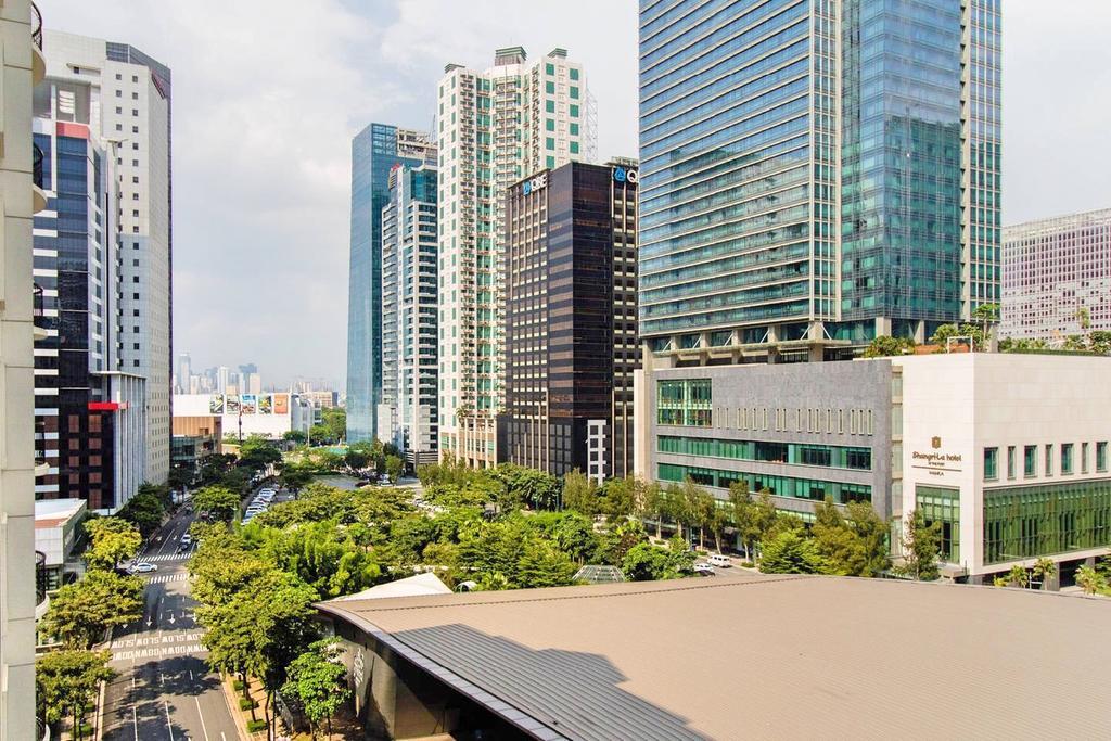 Forbestown Place At The Fort Bgc Taguig Buitenkant foto